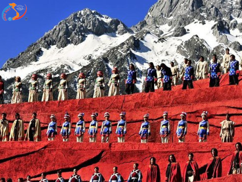 TRUONG GIA GIOI - PHUONG HOANG OLD TOWN