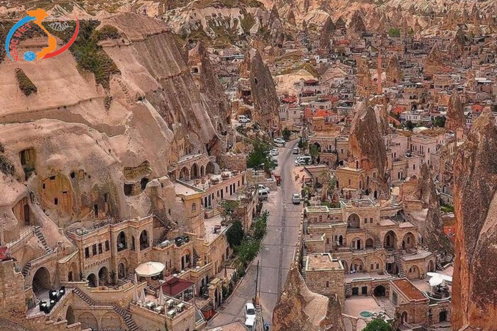 TOUR THỔ NHĨ KỲ- NGÃ TƯ CỦA NỀN VĂN MINH